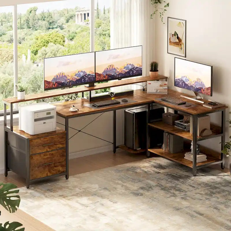 Scrivania per computer reversibile a forma di L con cassetto portadocumenti, supporto lungo per monitor, stazione di ricarica e strisce LED RGB