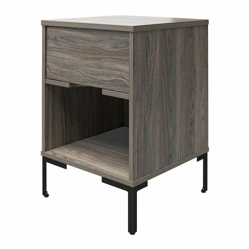 Comodino, Rovere invecchiato