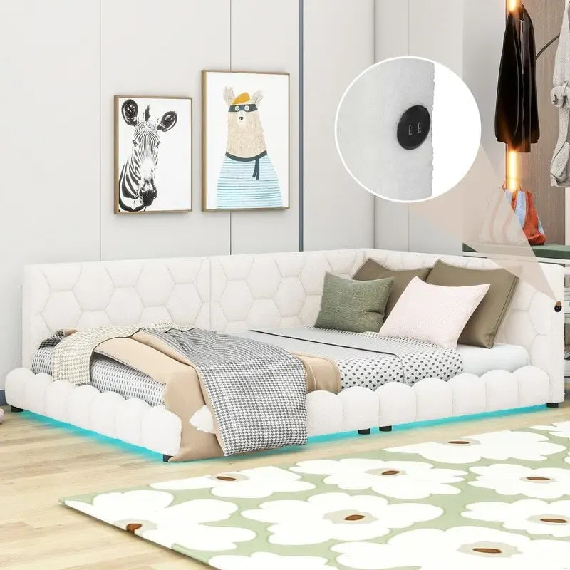 Letto imbottito in Teddy Full Size con piattaforma, porte USB e striscia LED