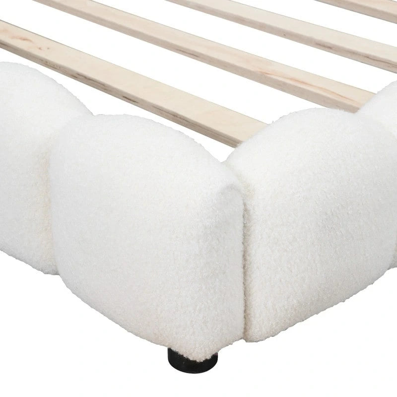 Letto imbottito in Teddy Full Size con piattaforma, porte USB e striscia LED