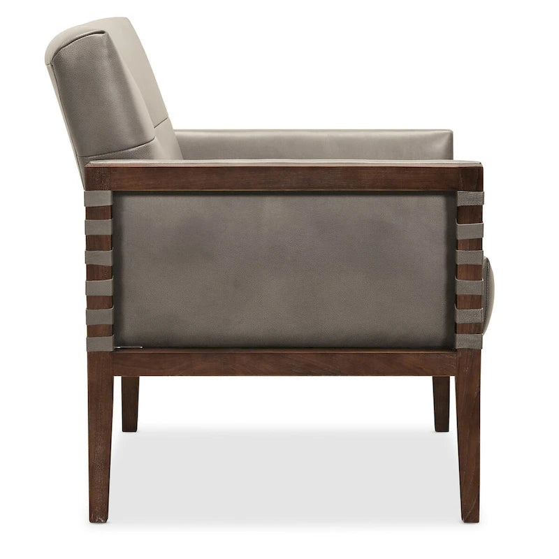 Poltrona in pelle con cornice in legno, larghezza 31".